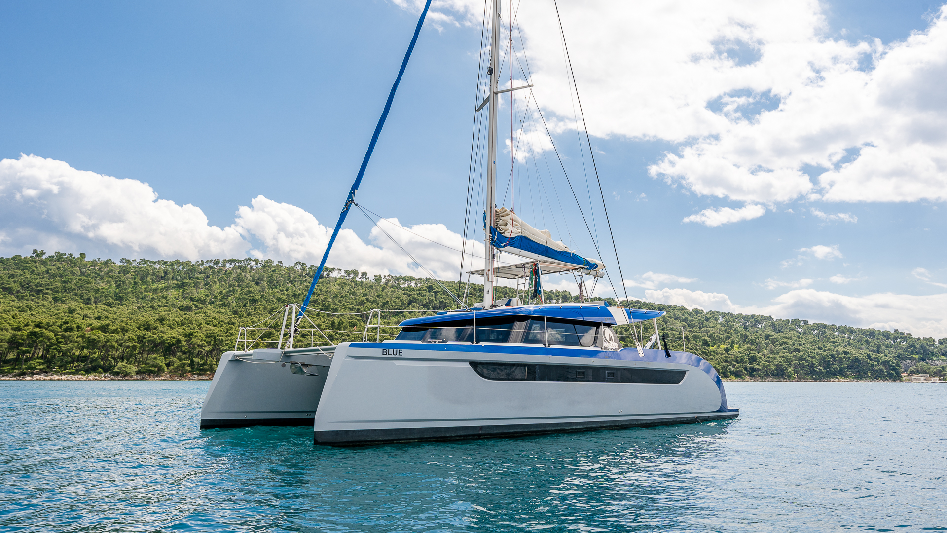 Photo #29 - Luna 49 (Blue) in Split - 18250