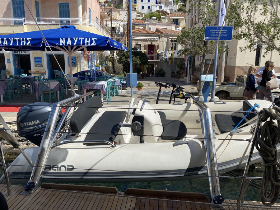 Photo #11 - Lagoon 52 (White Pearl) in Athens - 21918