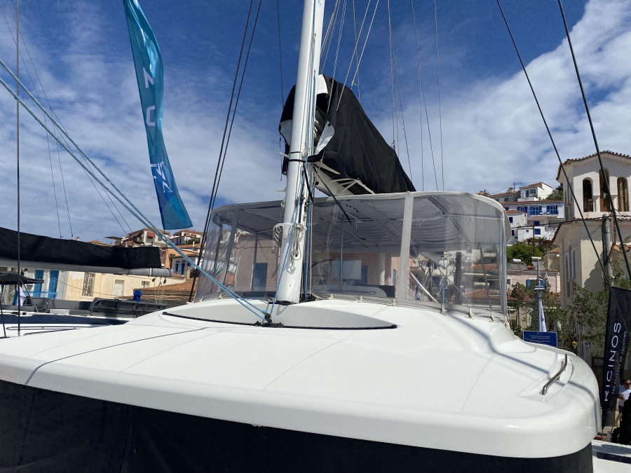 Photo #23 - Lagoon 52 (White Pearl) in Athens - 21918