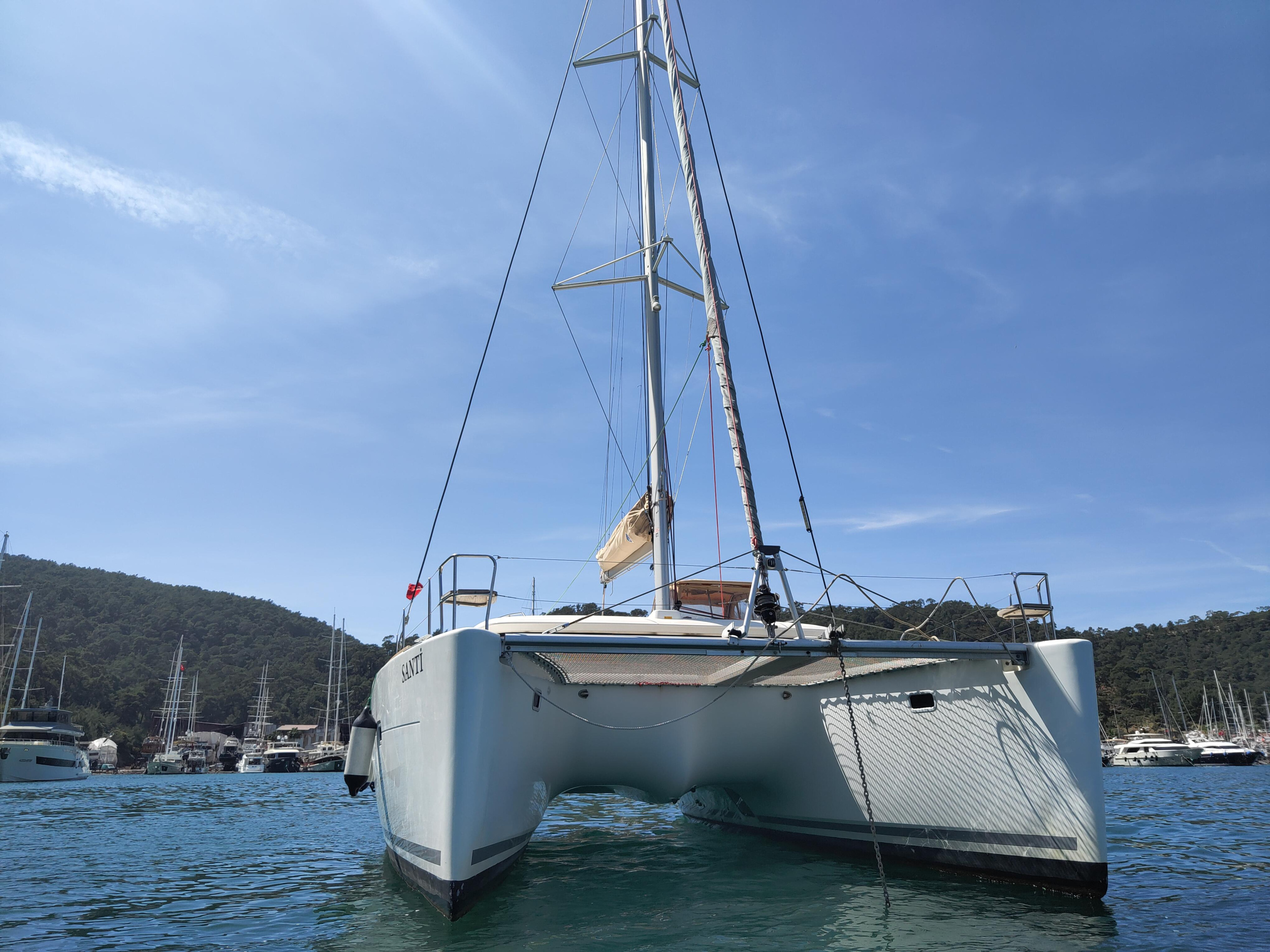 Photo #2 - Lagoon 400 (Santi) in Fethiye - 63605