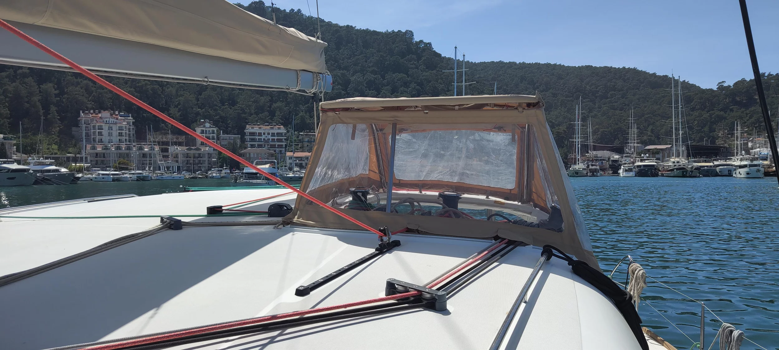Lagoon 400 (Santi)  - 31