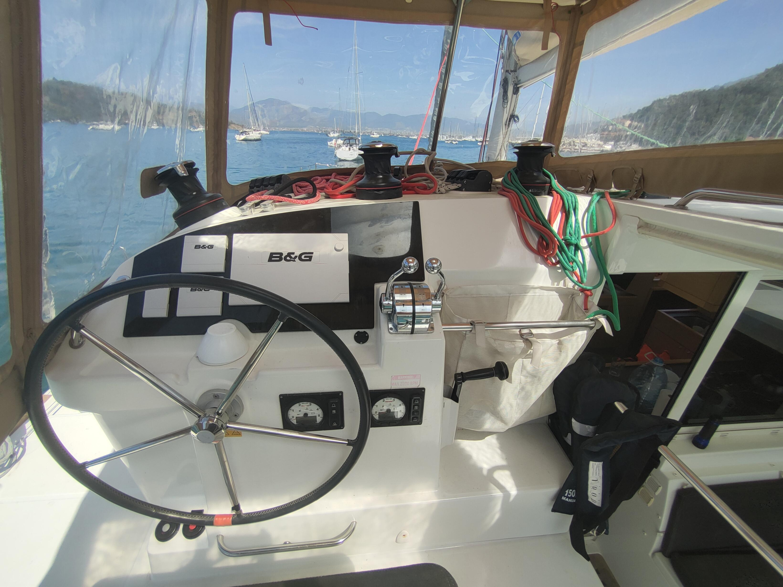 Photo #16 - Lagoon 400 (Santi) in Fethiye - 63605