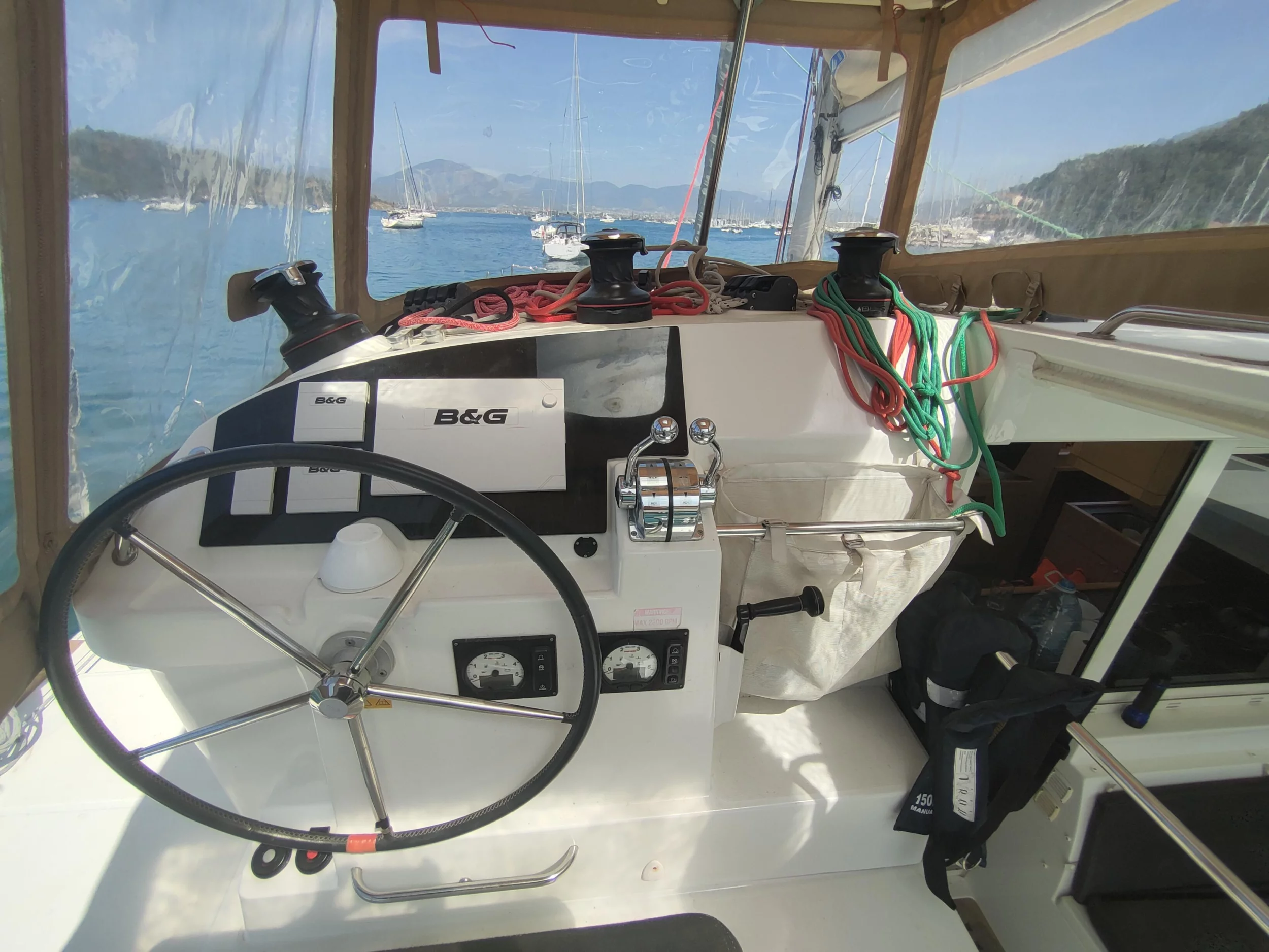 Lagoon 400 (Santi)  - 15