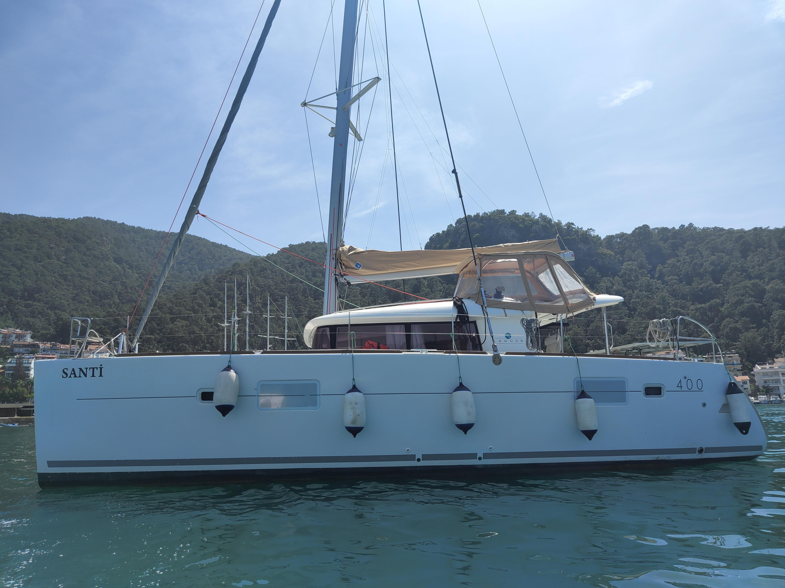 Photo #35 - Lagoon 400 (Santi) in Fethiye - 63605