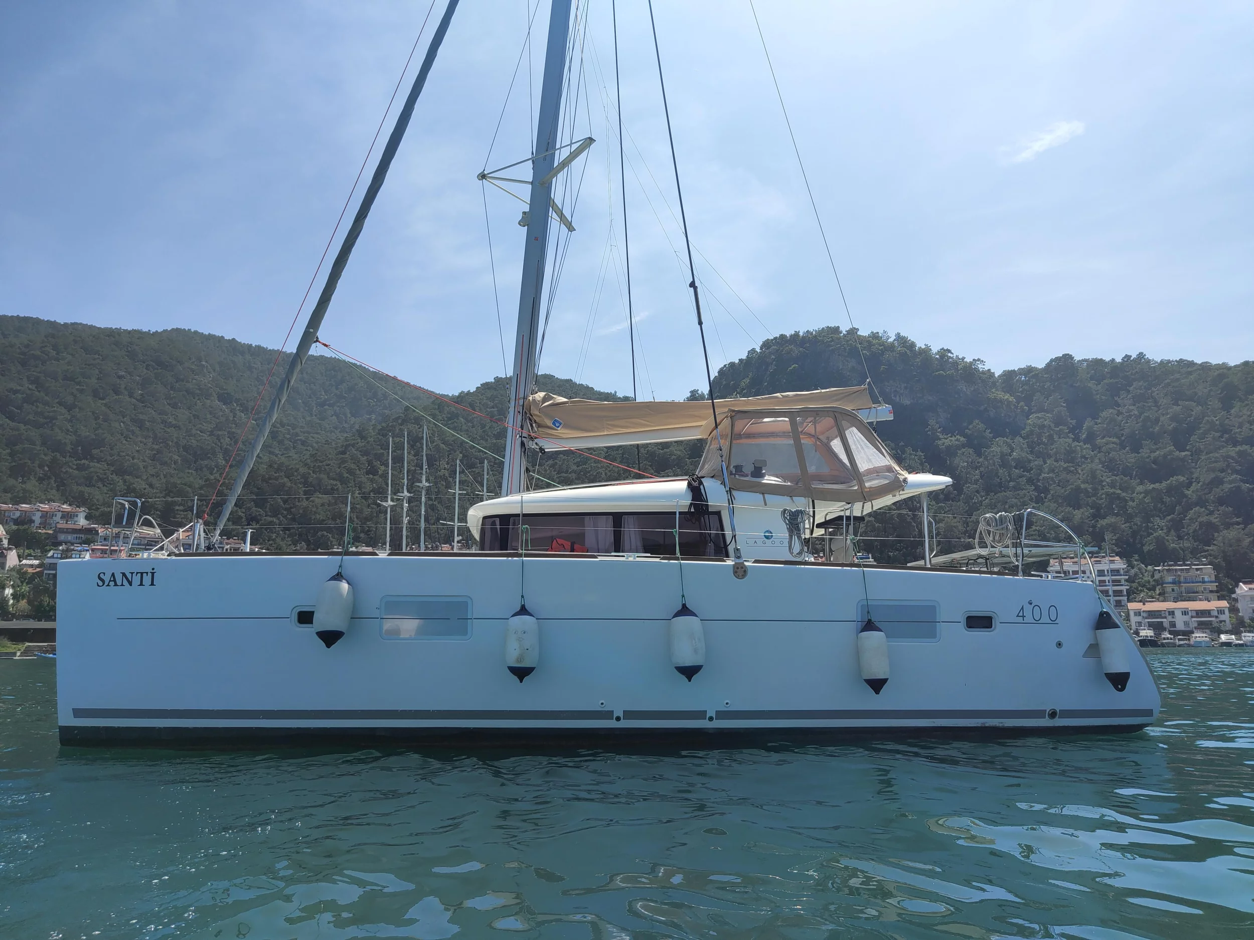 Lagoon 400 (Santi)  - 25