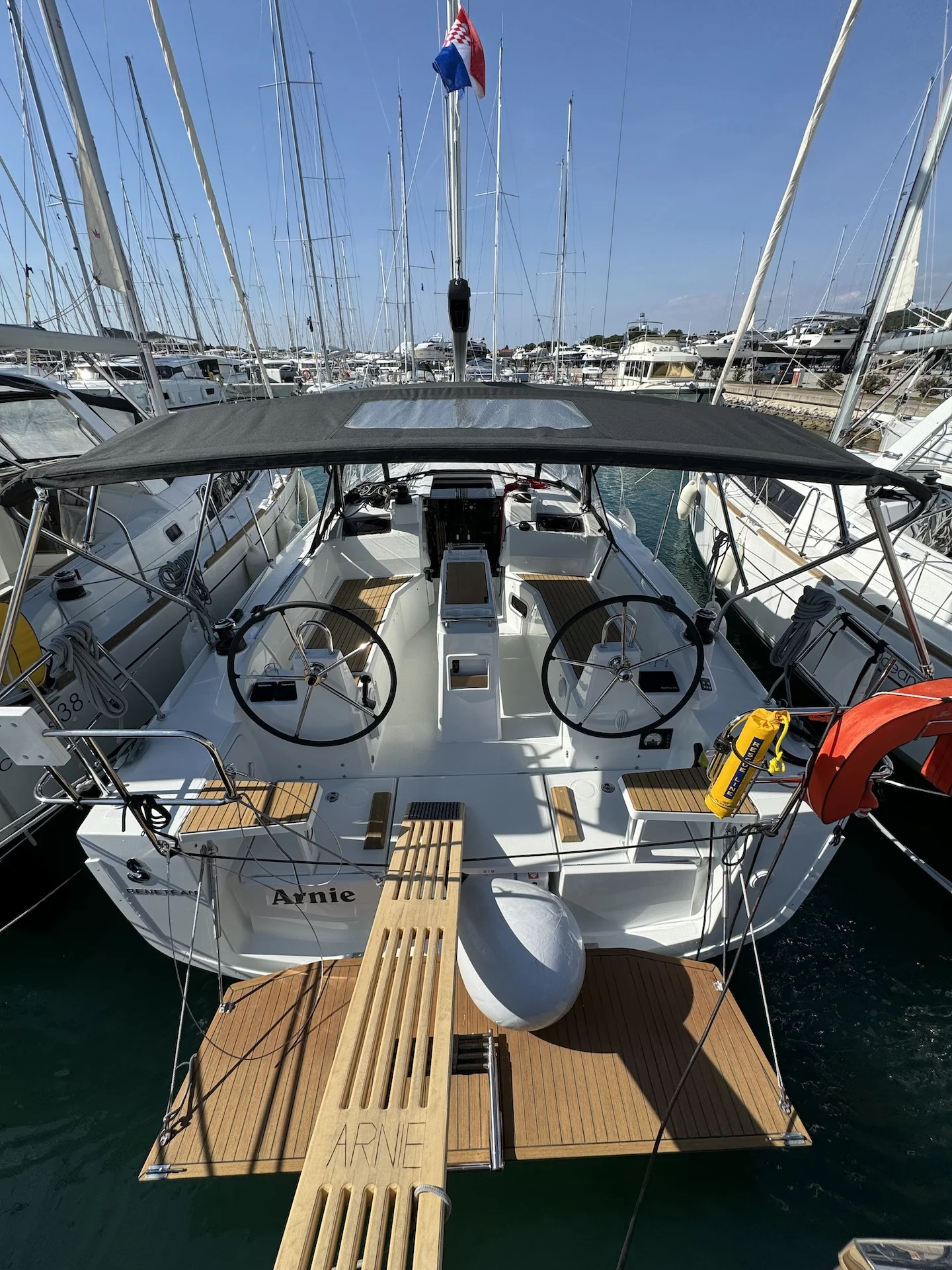 Oceanis 34.1 (Arnie)  - 1