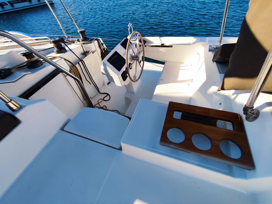 Photo #16 - Elba 45 (Phoebe) en Lavrion - 21021