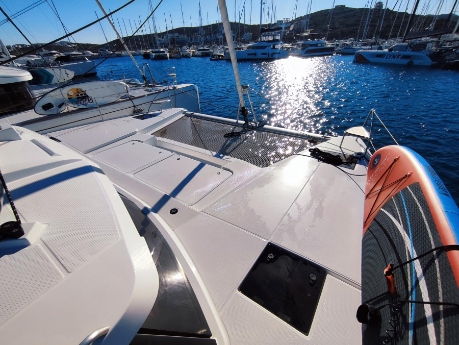 Photo #27 - Elba 45 (Phoebe) en Lavrion - 21021