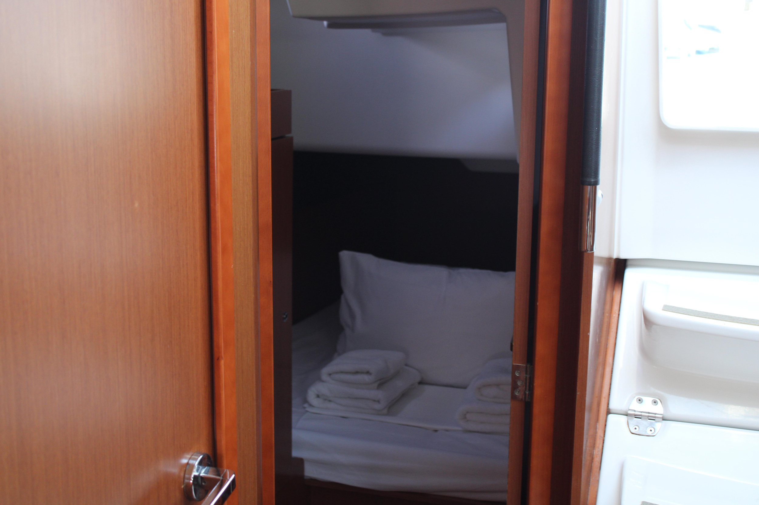 Photo #6 - Oceanis 38.1 (Zeus) in Lavrion - 20605