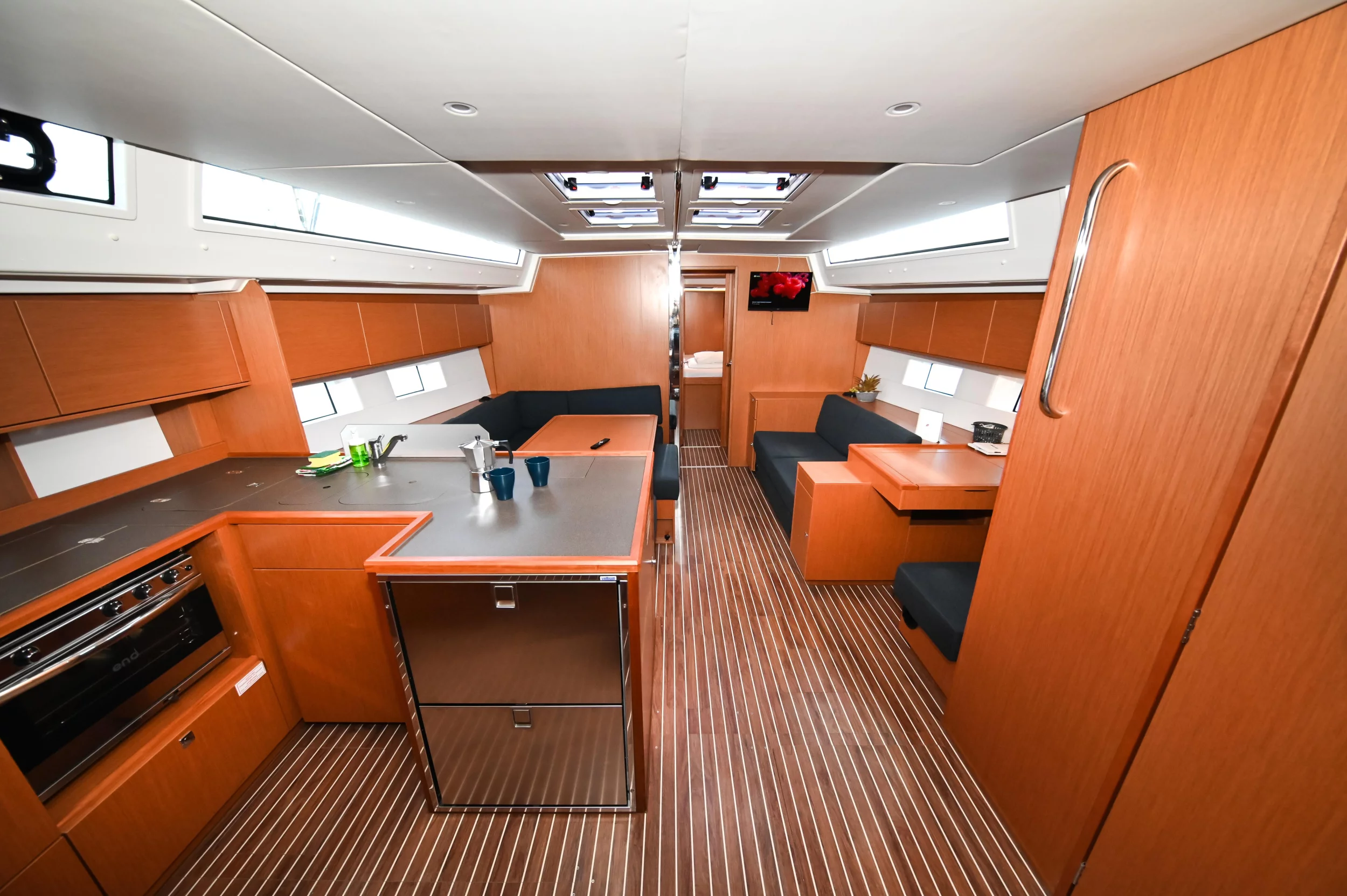 Bavaria C50 (Big blue)  - 8