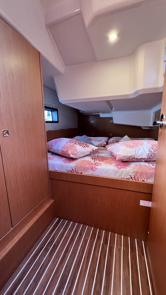 Photo #21 - Bavaria C38 (Wind Dancer) in Split - 22226