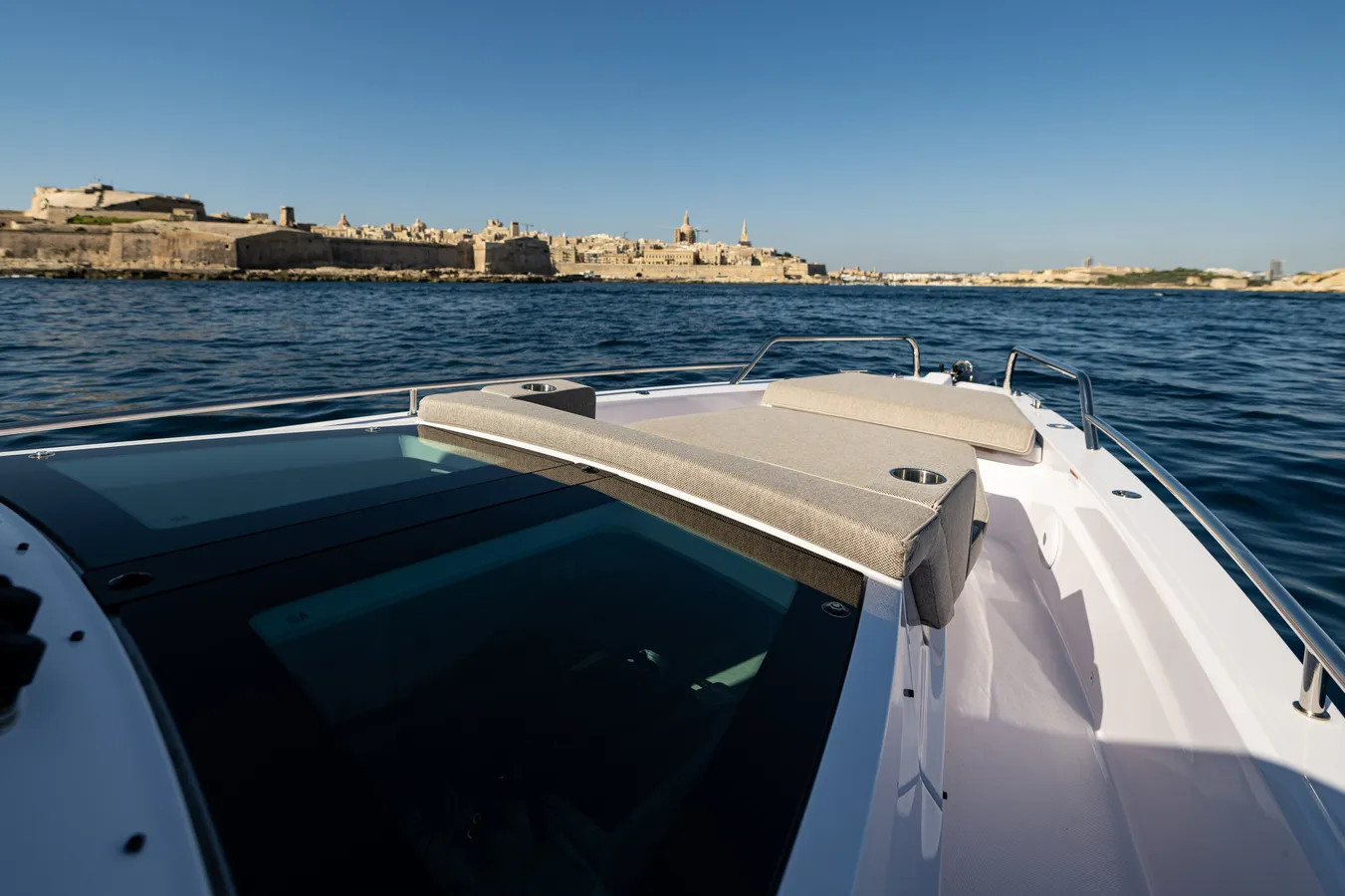 Photo #2 - Axopar 37 Sun Top (Nautiful) in Valletta - 61357