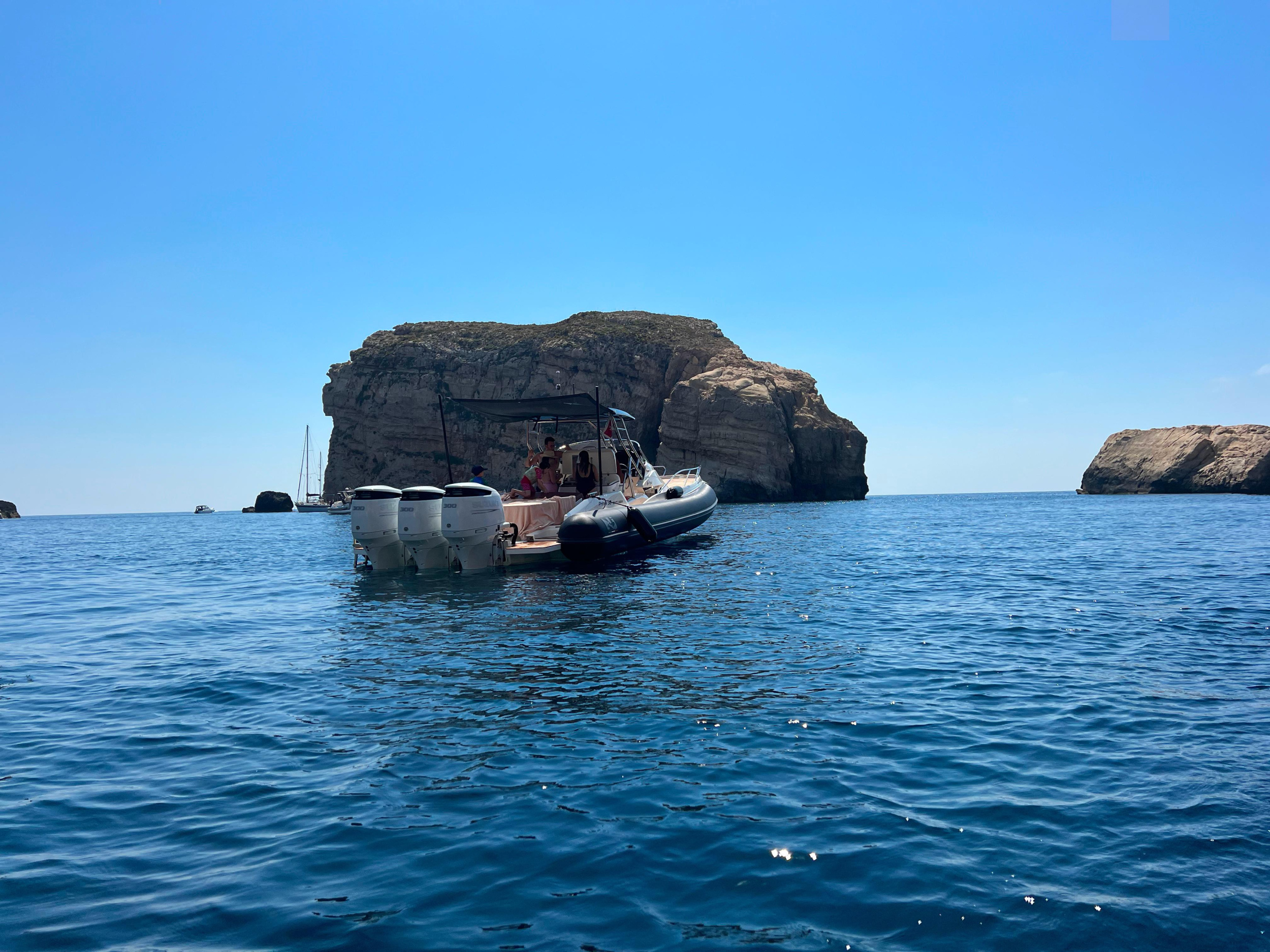 Photo #5 - Nuova Jolly Prince 38 Sport Cabin (Ethan Jo) in Valletta - 61358