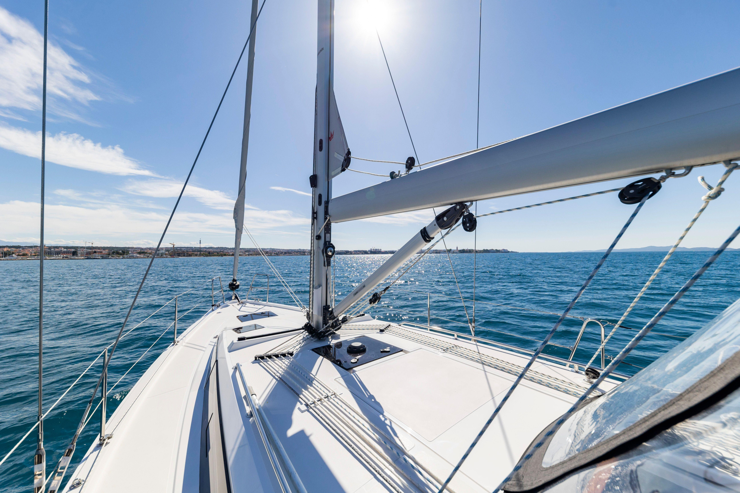 Photo #13 - Bavaria C38 (MARTINI) in Zadar - 20464
