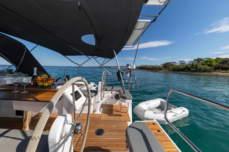 Photo #25 - Bavaria C38 (MARTINI) in Zadar - 20464
