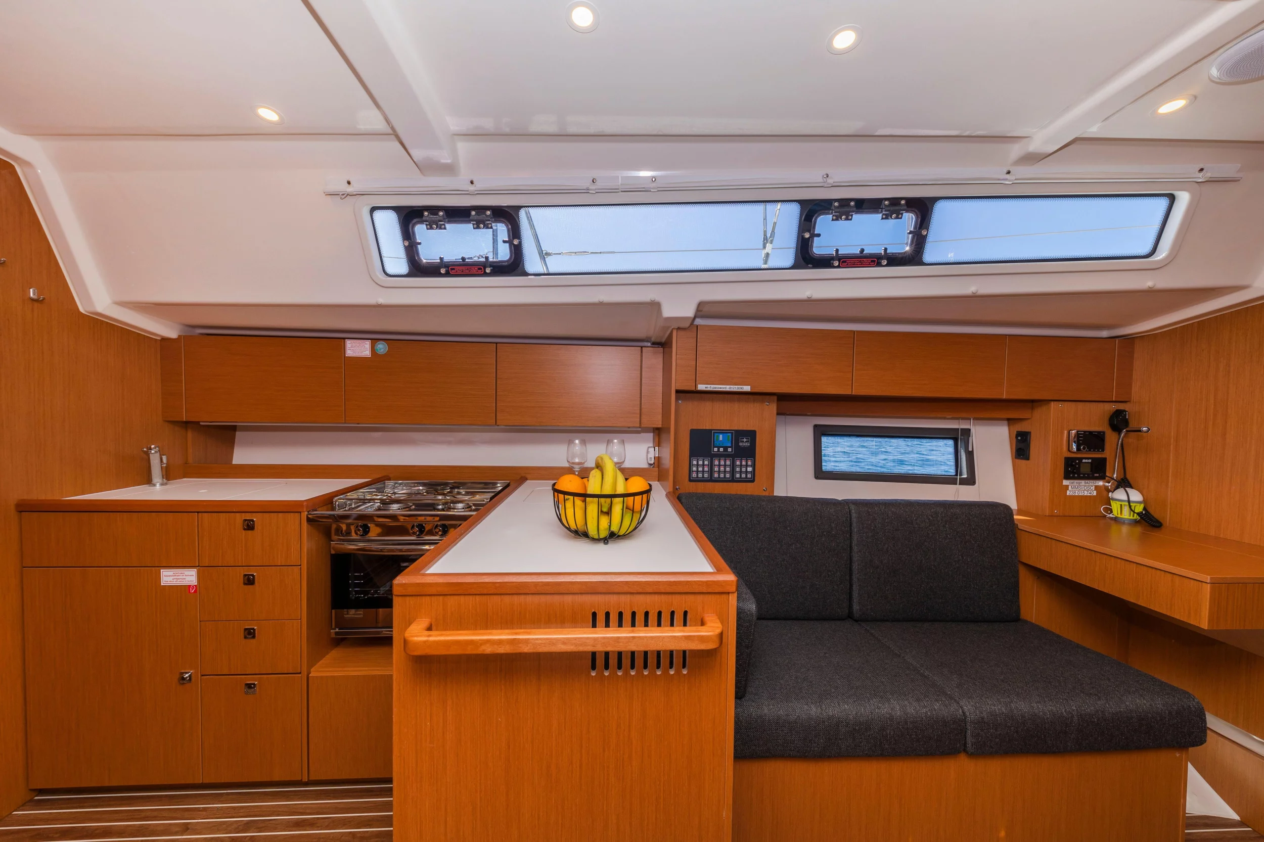 Bavaria C38 (MARTINI)  - 20
