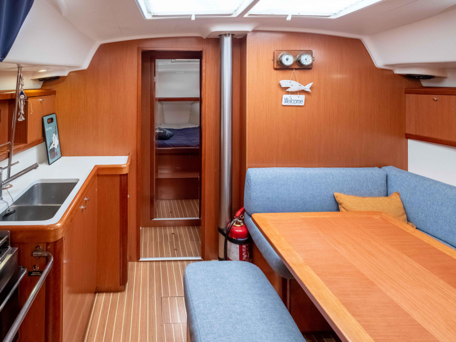 Photo #4 - Oceanis 43 (Starcat) in Lefkada - 22227