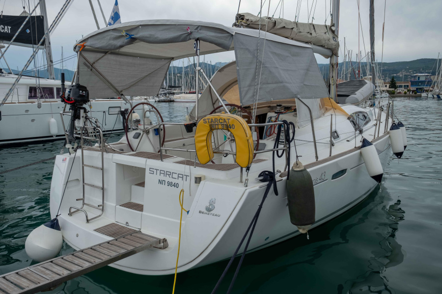 Photo #11 - Oceanis 43 (Starcat) in Lefkada - 22227