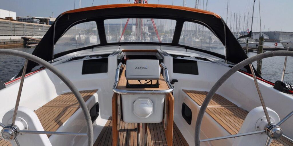 Photo #6 - Hanse 385 (Kon-Tiki) in Pula - 22240