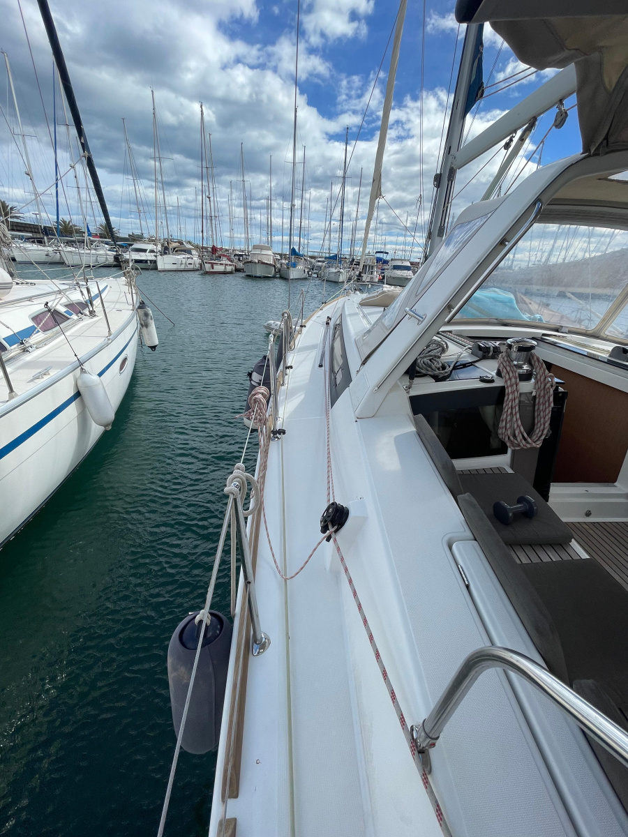 Photo #9 - Oceanis 41 (Chamba) en Valence - 22243