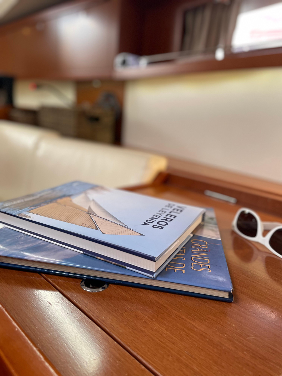 Photo #8 - Oceanis 41 (Chamba) en Valence - 22243