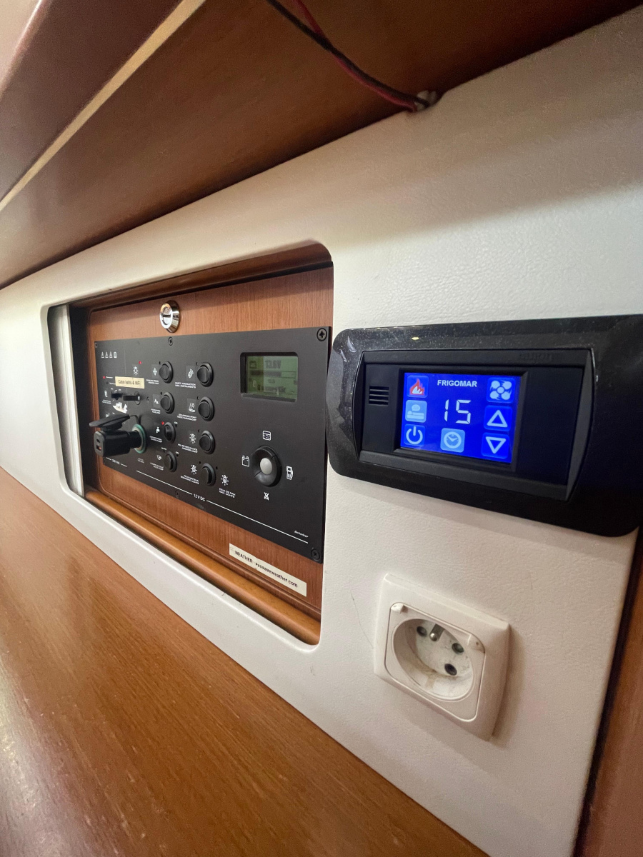 Photo #34 - Oceanis 41 (Chamba) en Valence - 22243