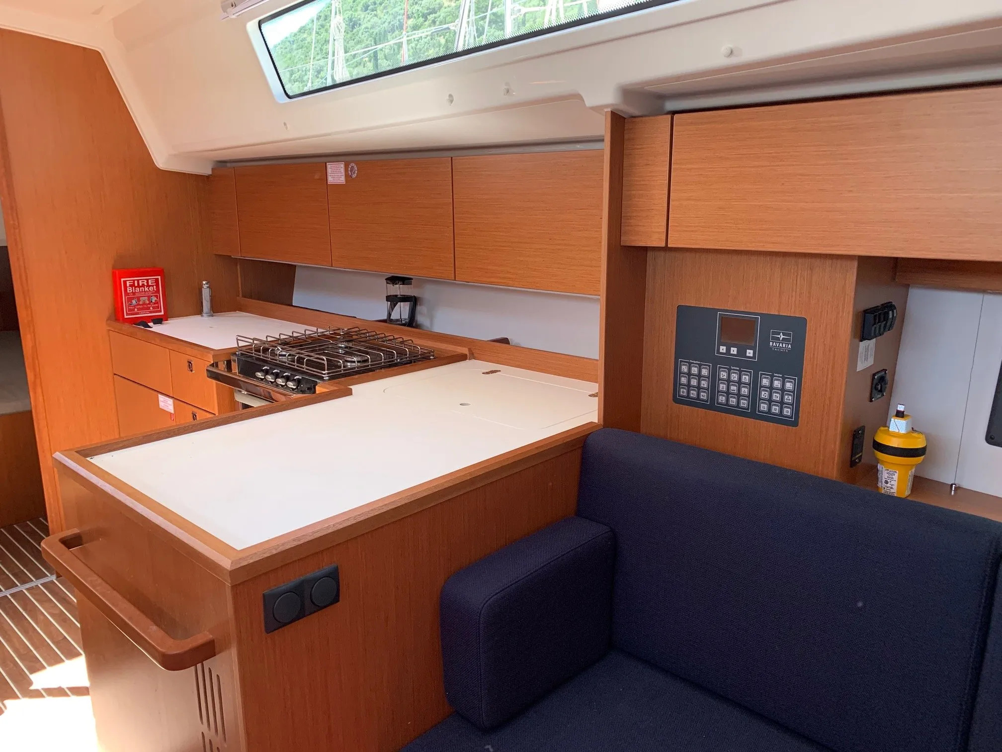 Photo #9 - Bavaria C42 (Freedom) en Lefkada - 22246