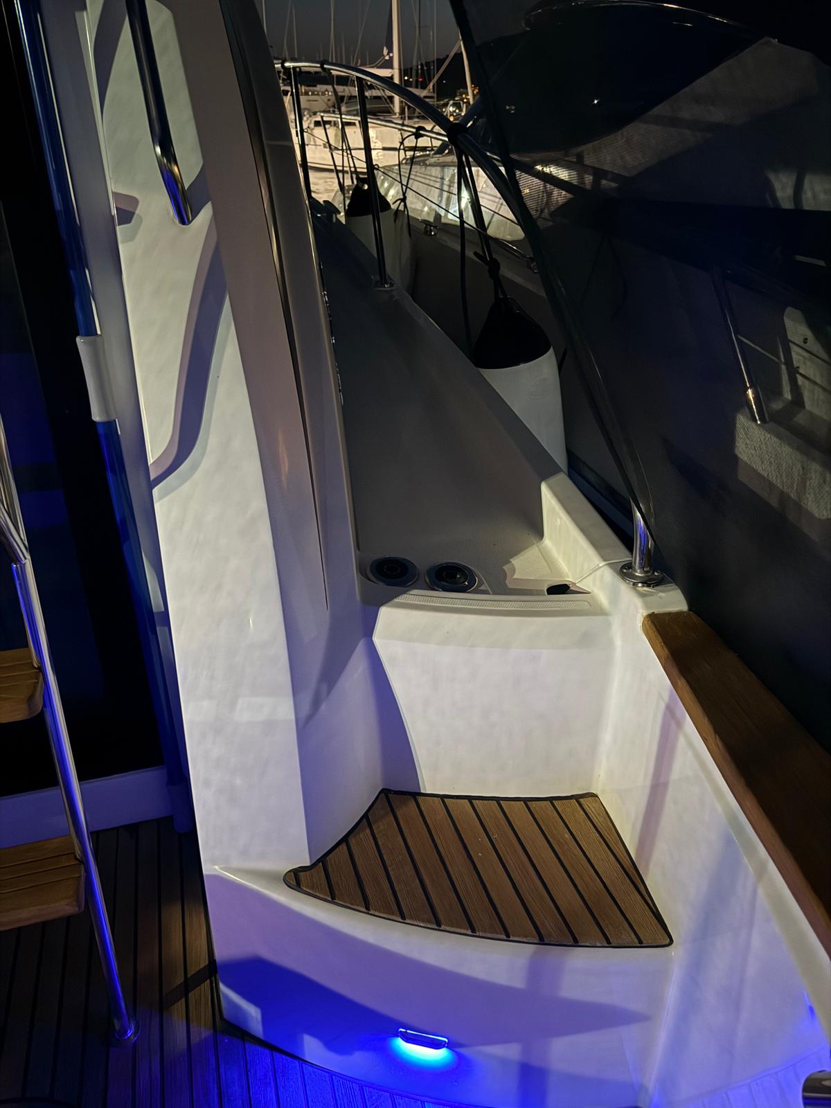 Photo #37 - Beneteau Antares 36 (Antares 36) in Trogir - 21355