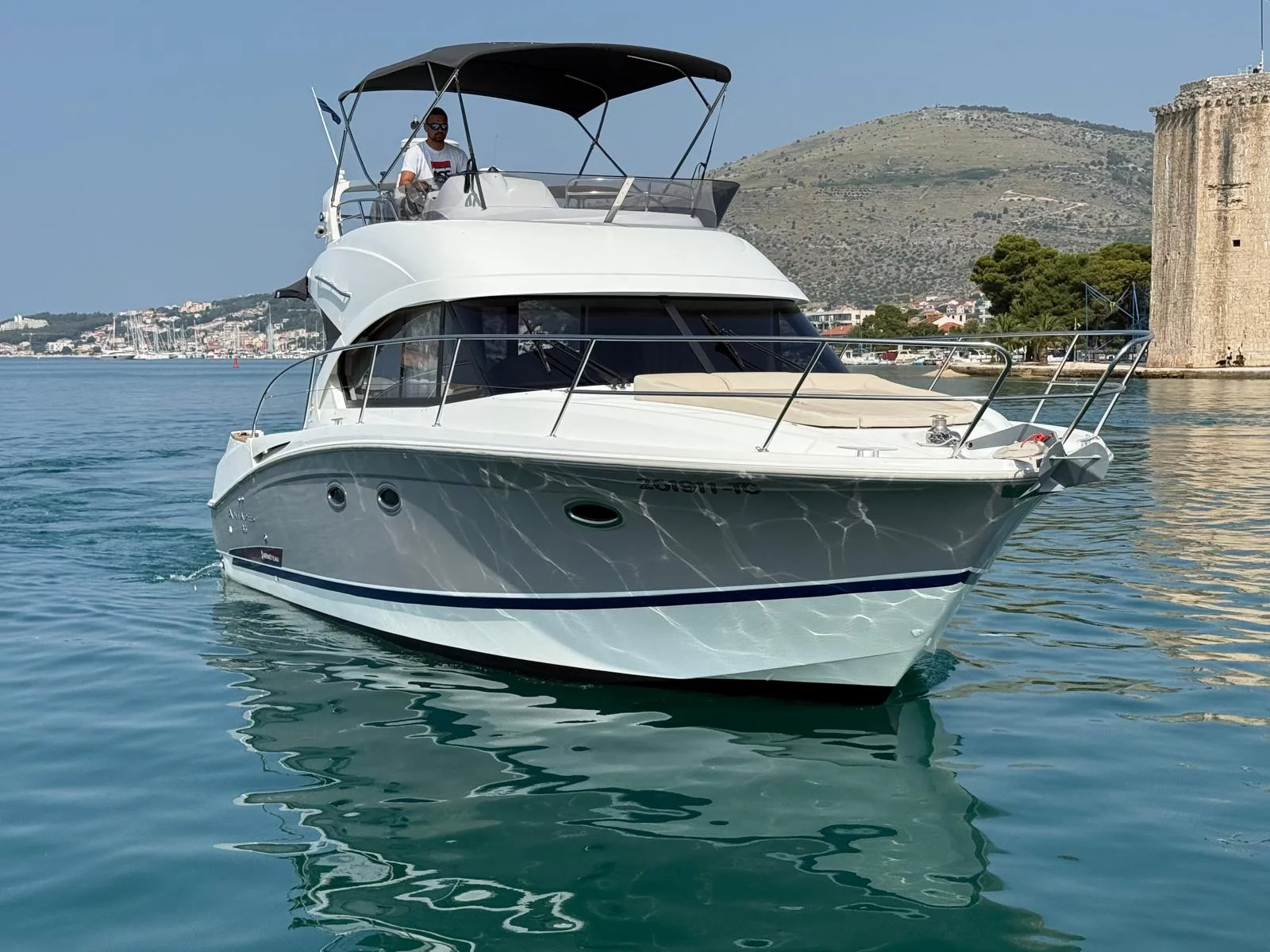 Beneteau Antares 36 (Antares 36)  - 33