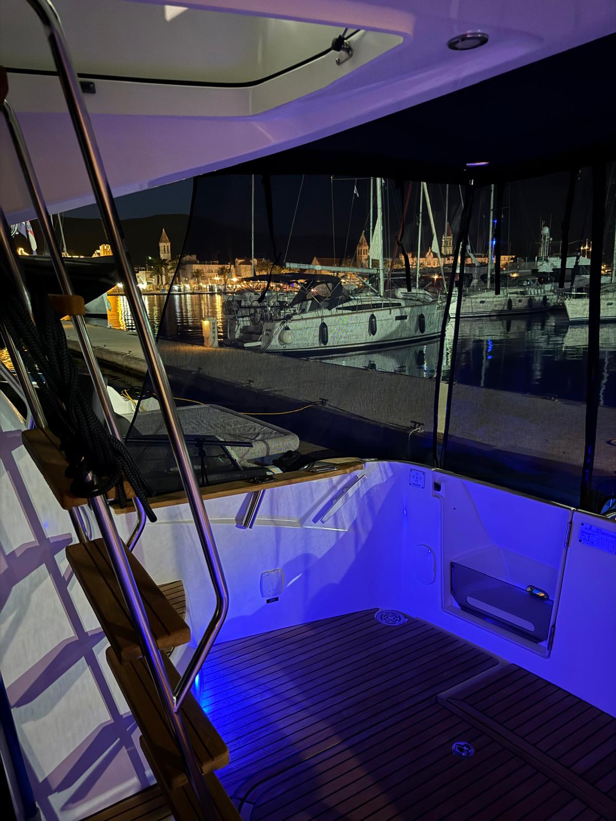 Photo #19 - Beneteau Antares 36 (Antares 36) in Trogir - 21355