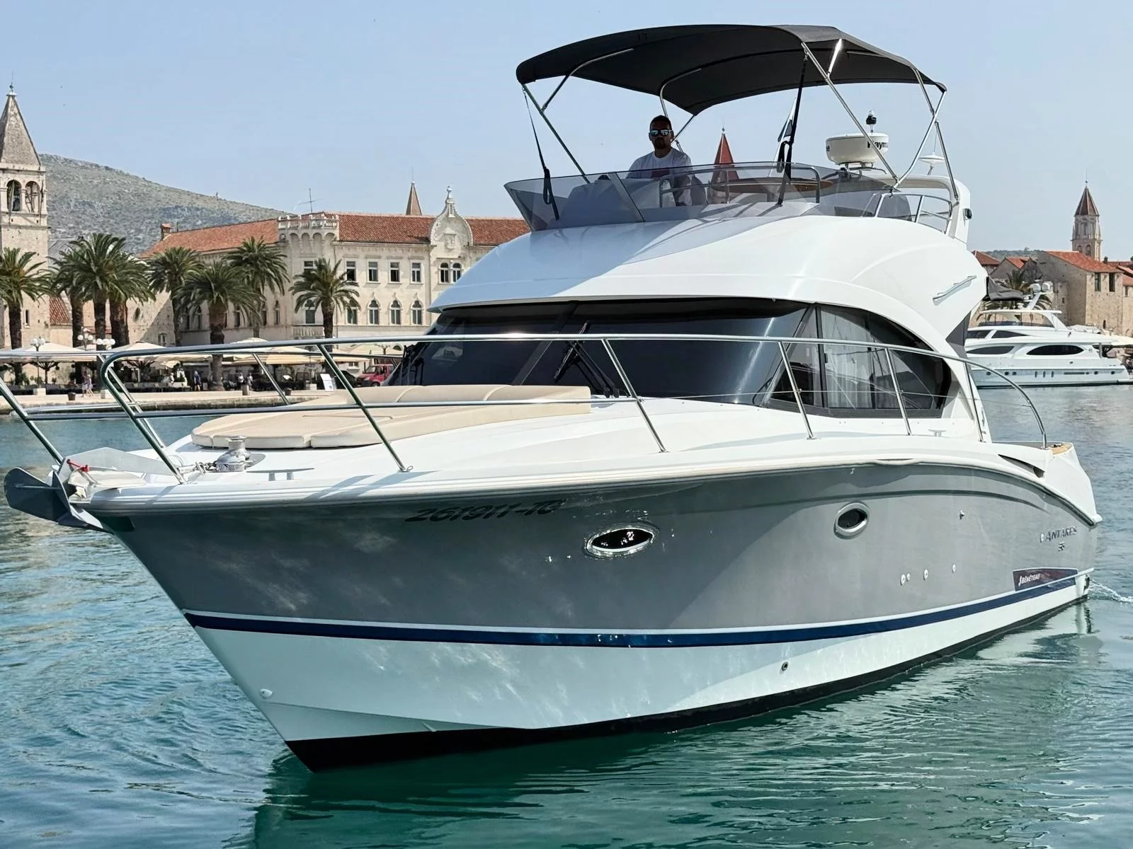Beneteau Antares 36 (Antares 36)  - 11