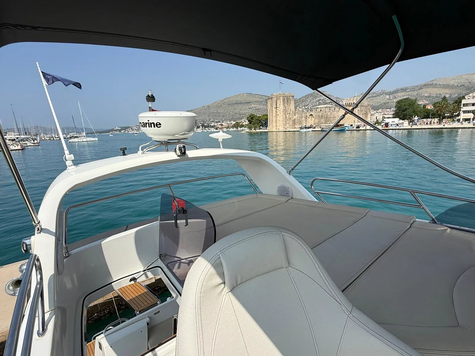 Beneteau Antares 36 (Antares 36)  - 4