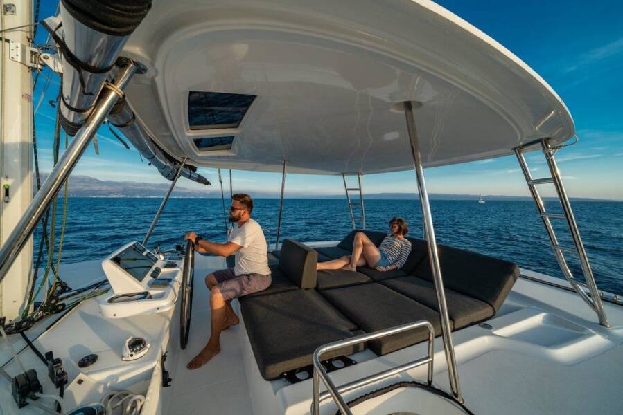 Photo #11 - Lagoon 50F (Captain Morgan) in Marina - 22272