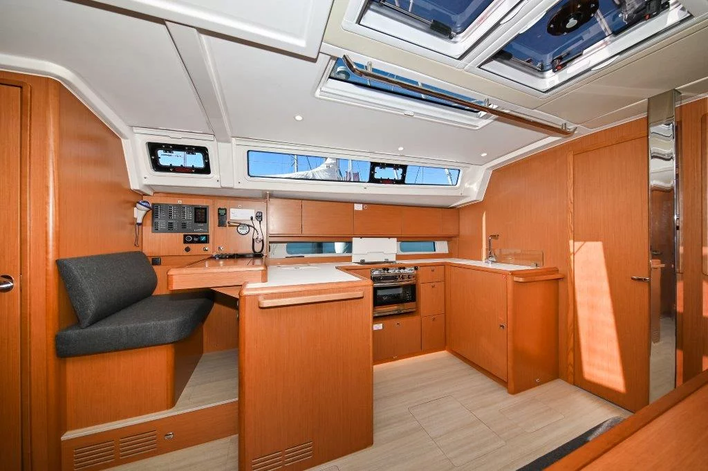 Bavaria C46 (BOSUN)  - 38