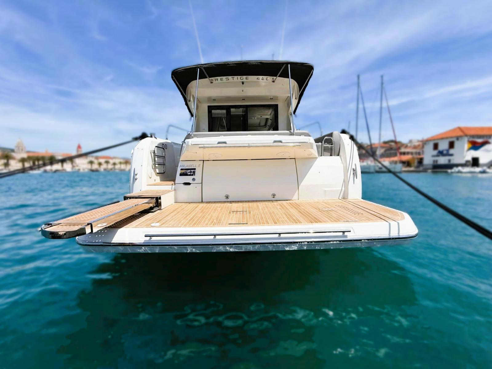 Photo #11 - Prestige 420 S (Majabell II) en Trogir - 21304