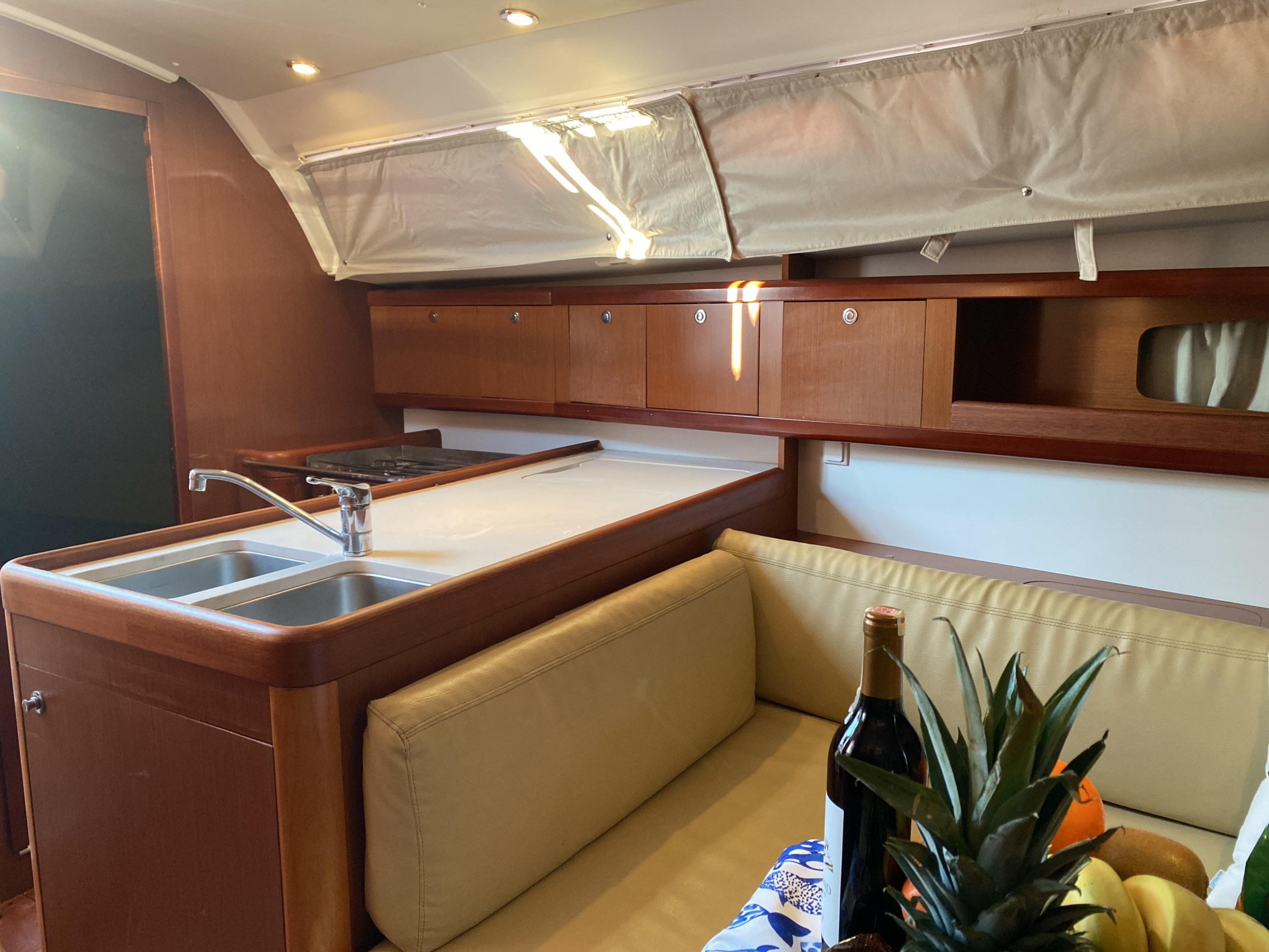 Photo #4 - Oceanis 34 (Cakil) in Marmaris - 8751