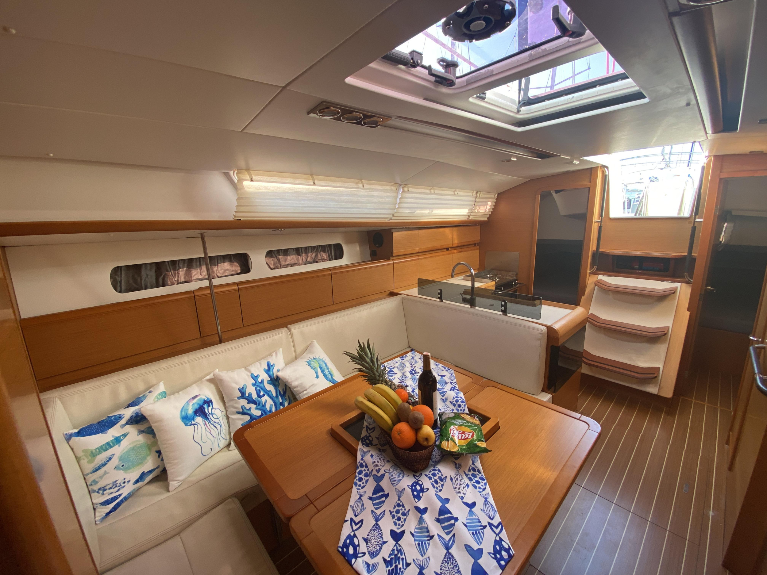 Photo #4 - Sun Odyssey 409 (Mercann) in Marmaris - 14599