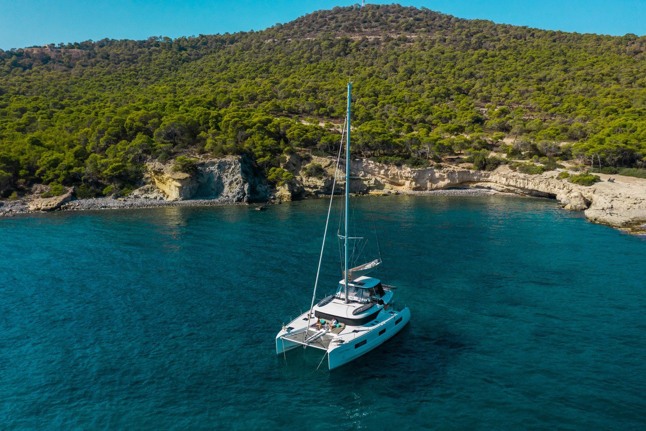 Photo #2 - Lagoon 46 (AQUA VITAE) en Athènes - 16730