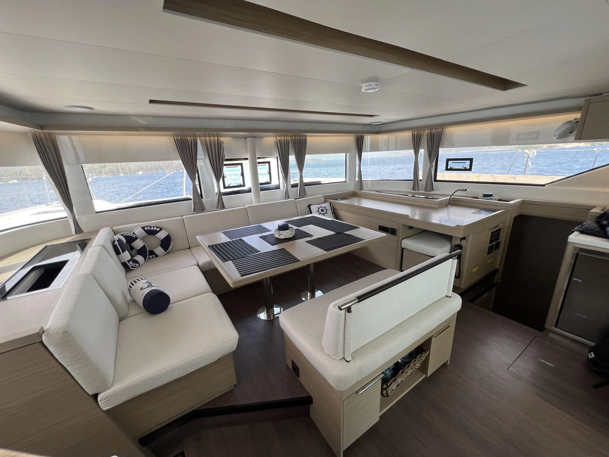 Lagoon 51 (Pearl)  - 15