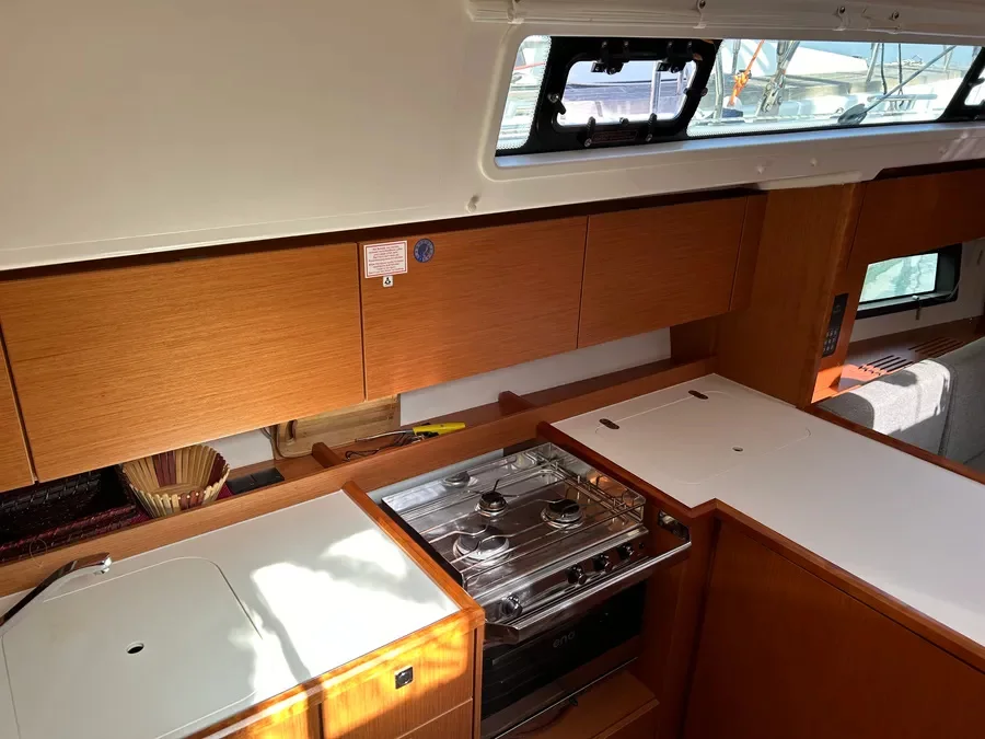 Bavaria C42 (Atlanta)  - 13