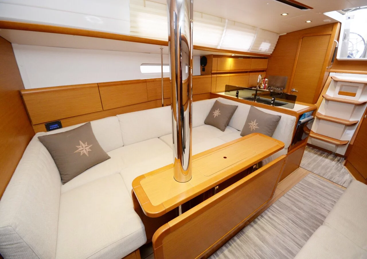 Sun Odyssey 379 (Mitis)  - 5