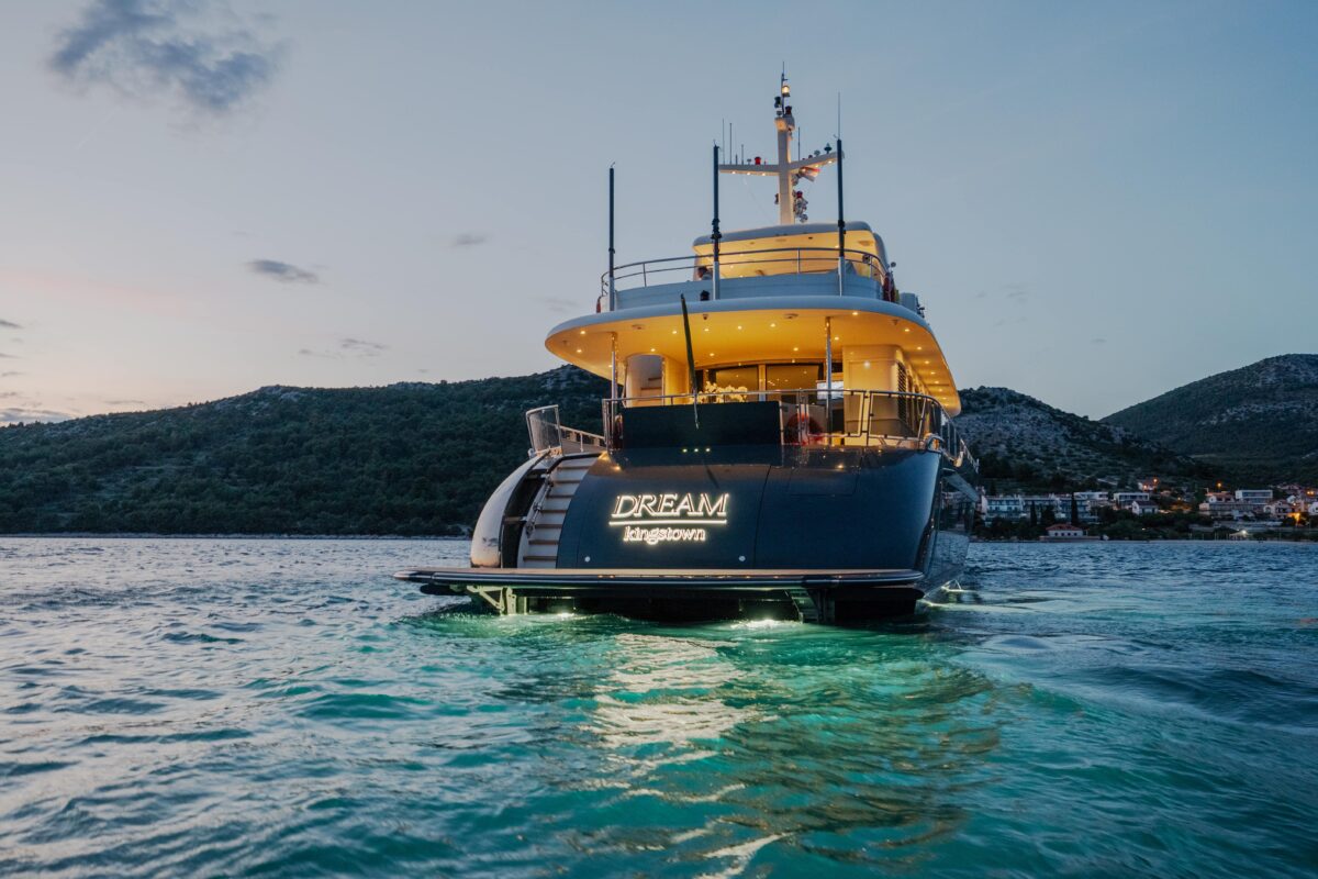 Photo #23 - Luxury Motor Yacht (Dream) en Sibenik - 22355