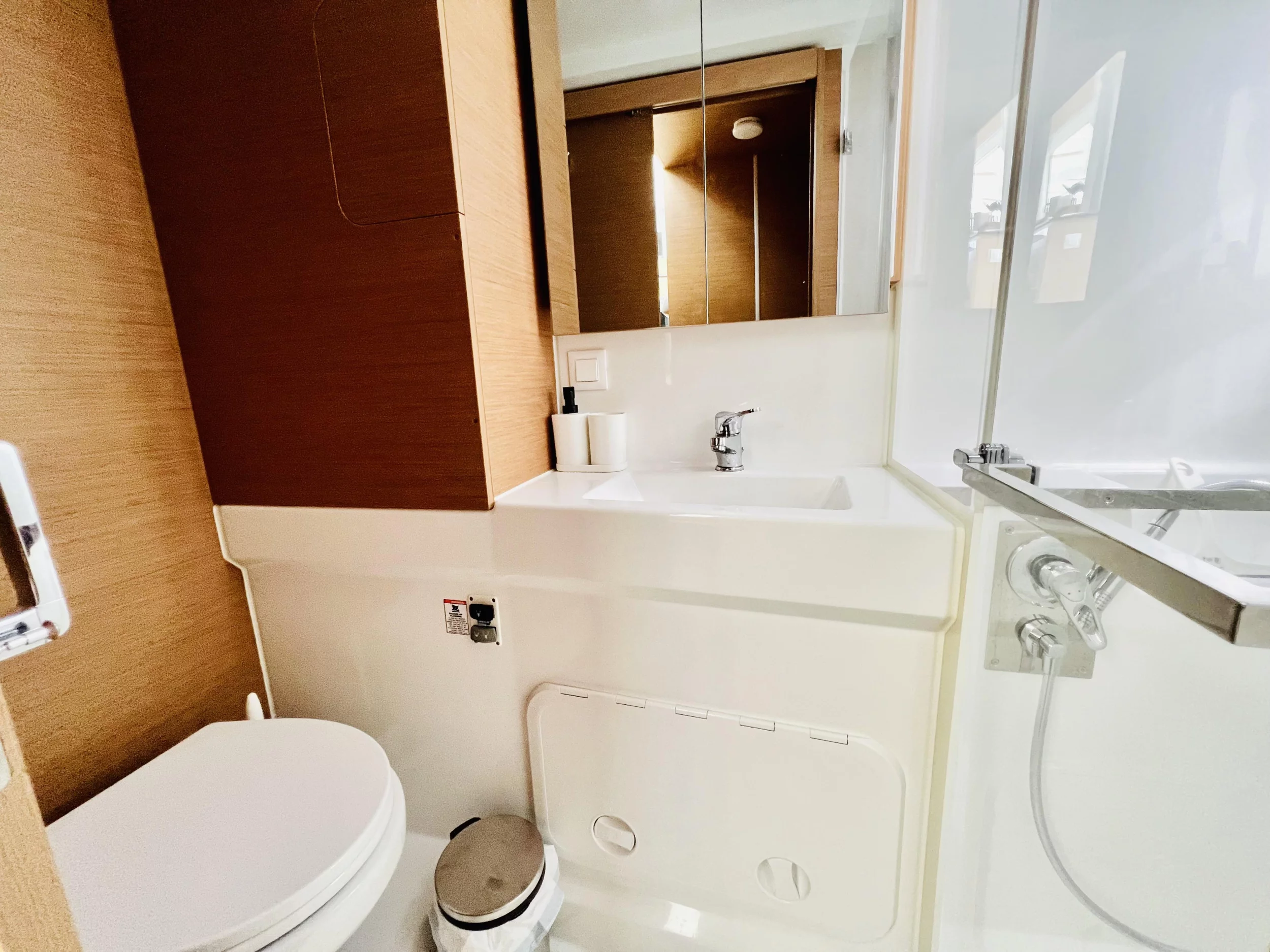 Excess 11 (YEMAYA Denia CREWED)  - 29
