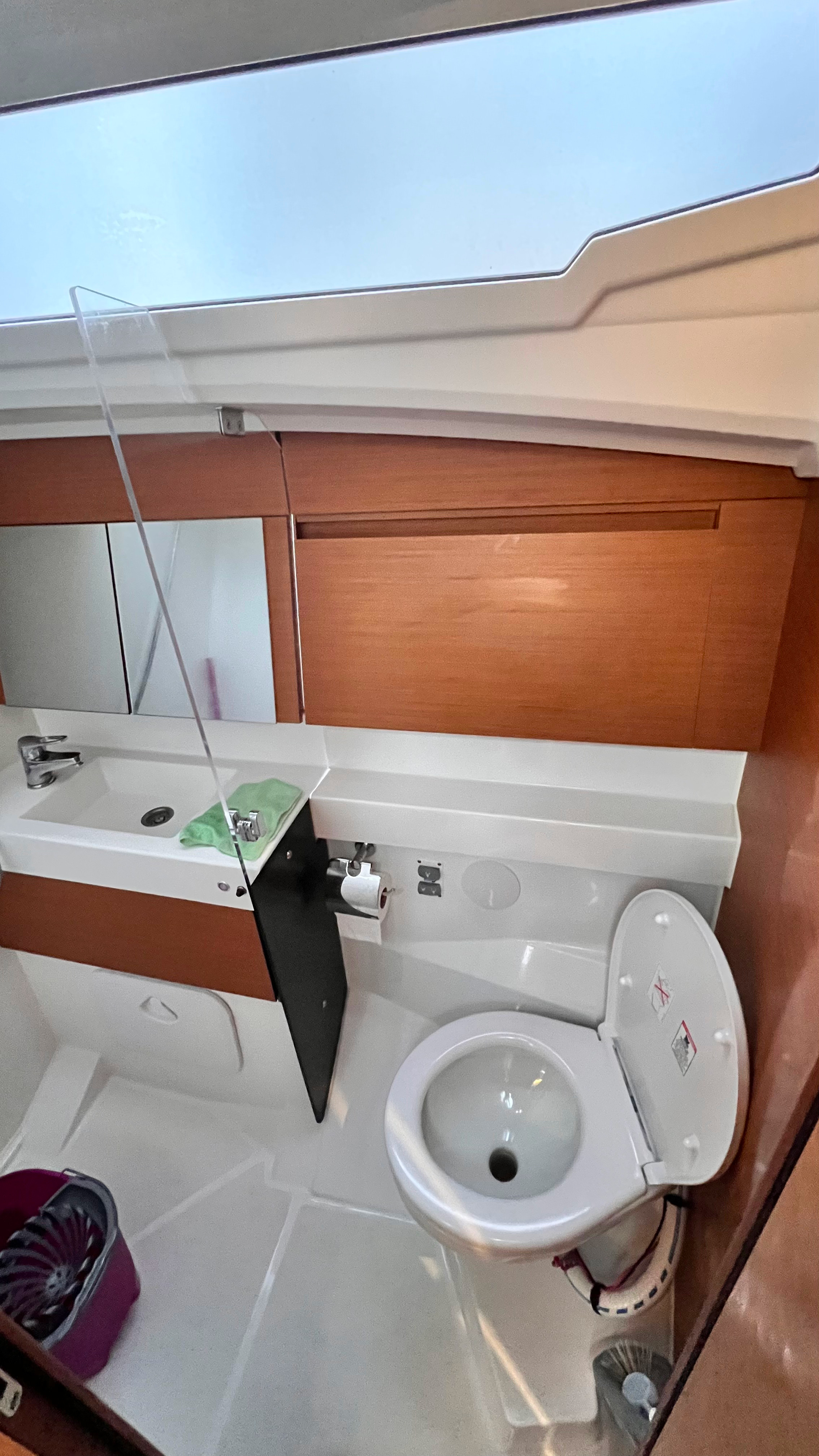 Photo #8 - Sun Odyssey 410 (Pelora) in Marmaris - 21754