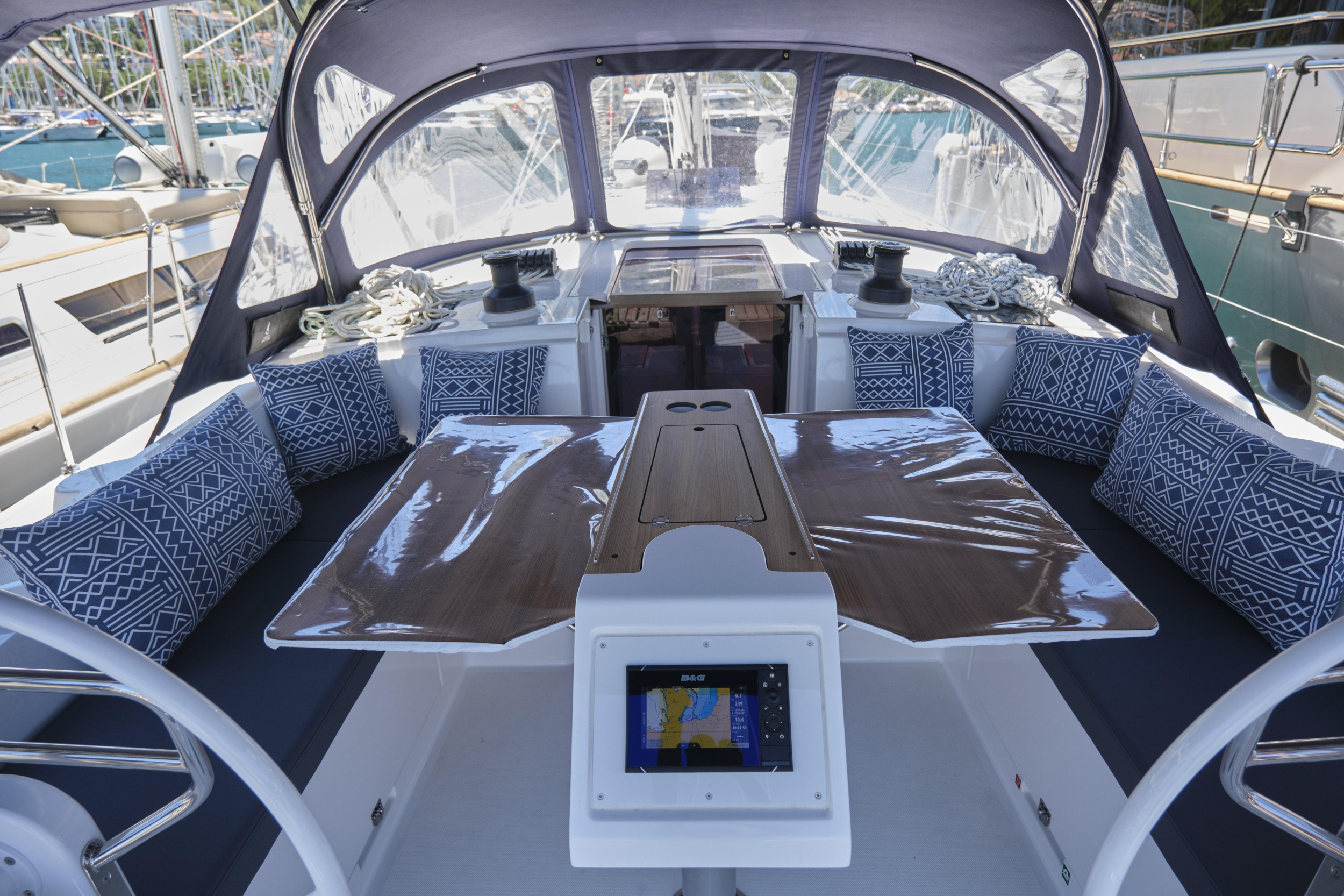 Photo #13 - Bavaria C42 (Selene) en Fethiye - 22102