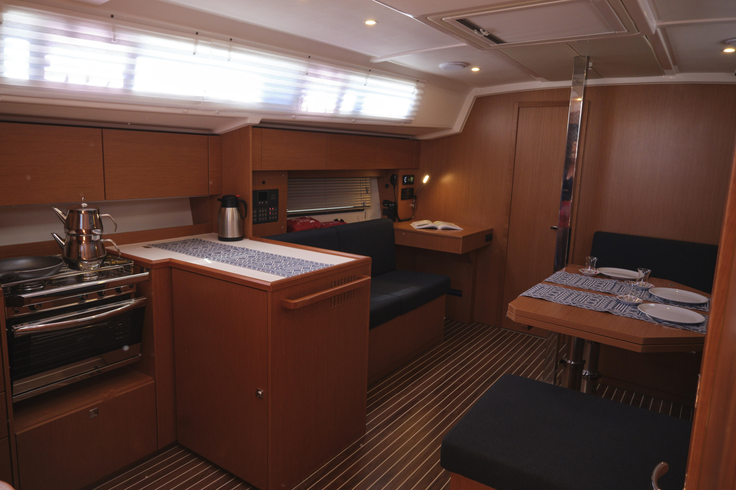 Photo #8 - Bavaria C42 (Selene) en Fethiye - 22102