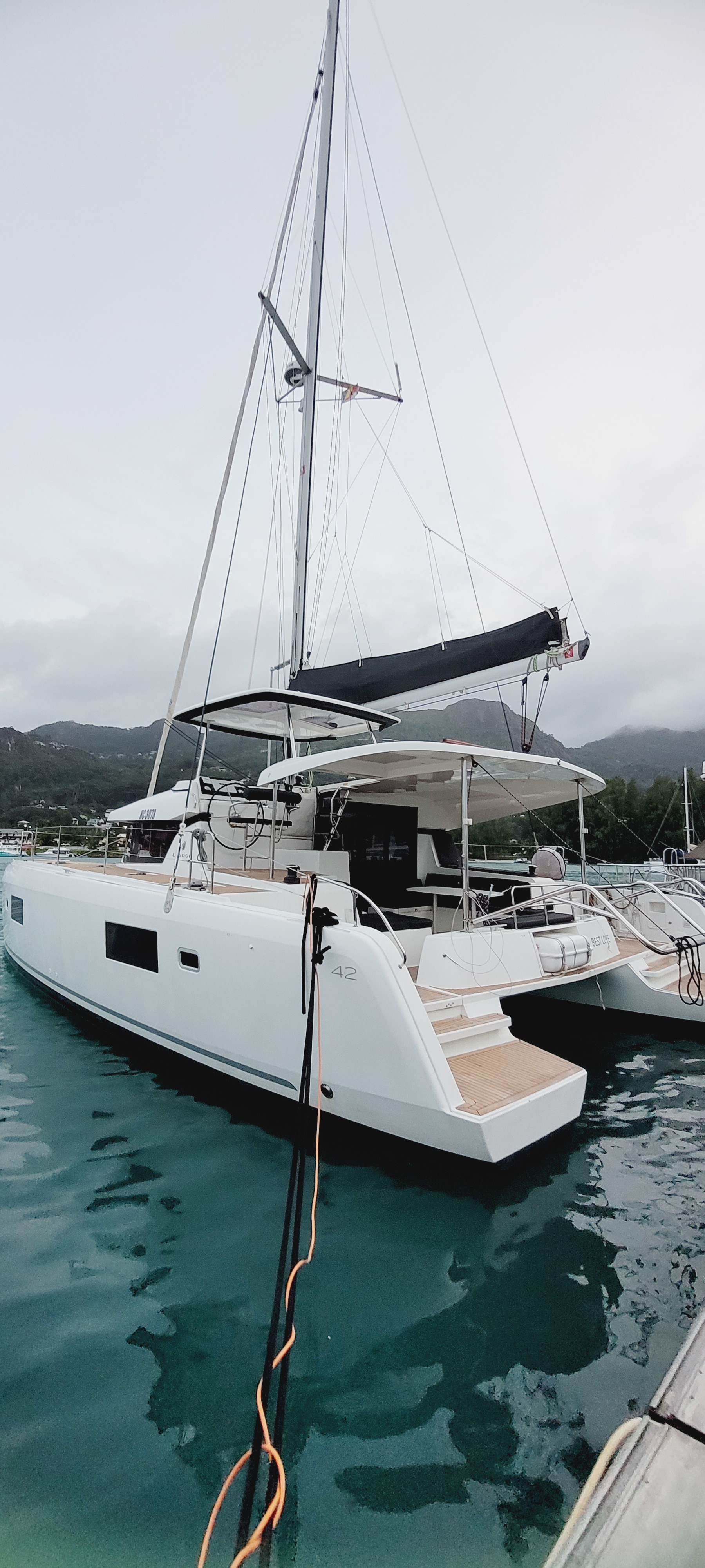 Photo #6 - Lagoon 42 (Best Love) in Mahe - 19332