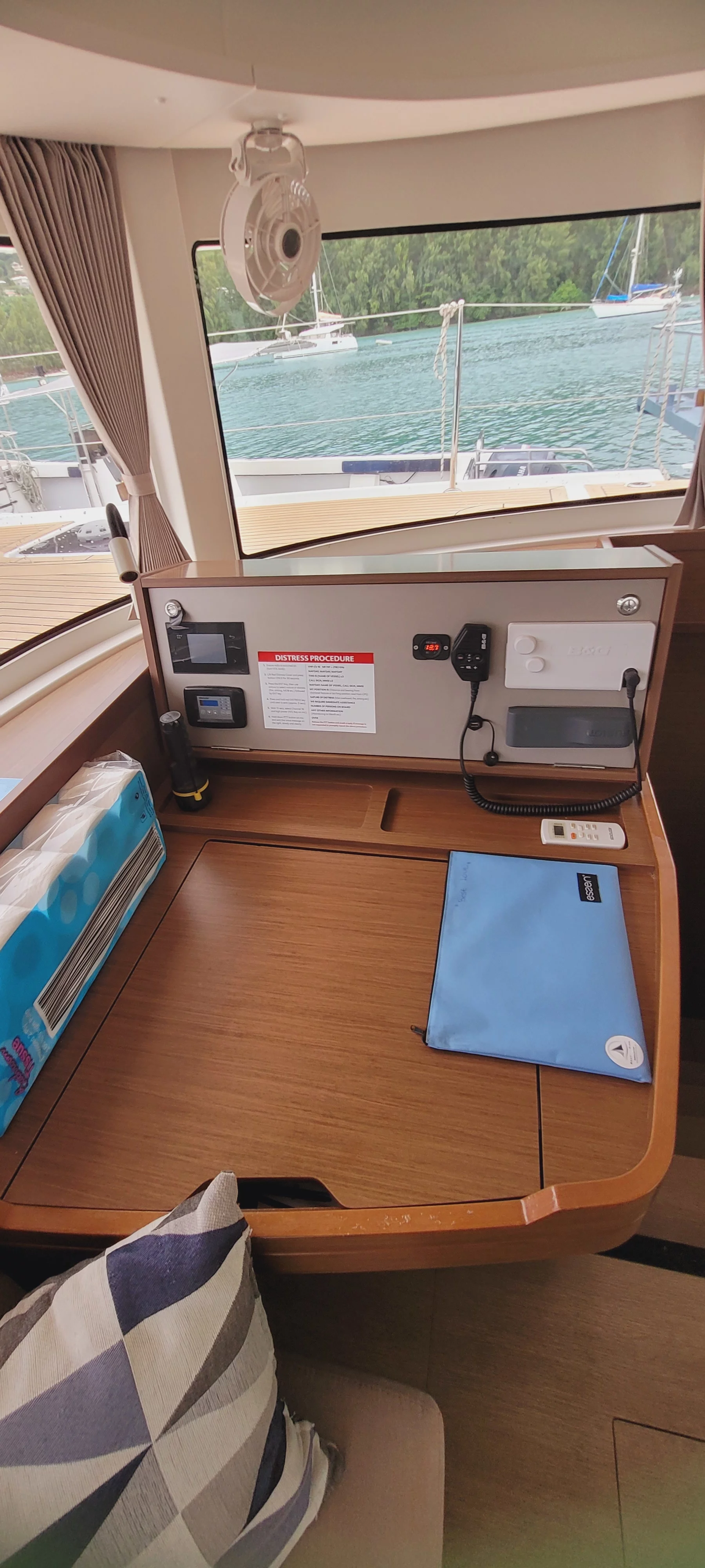 Lagoon 42 (Best Q)  - 4
