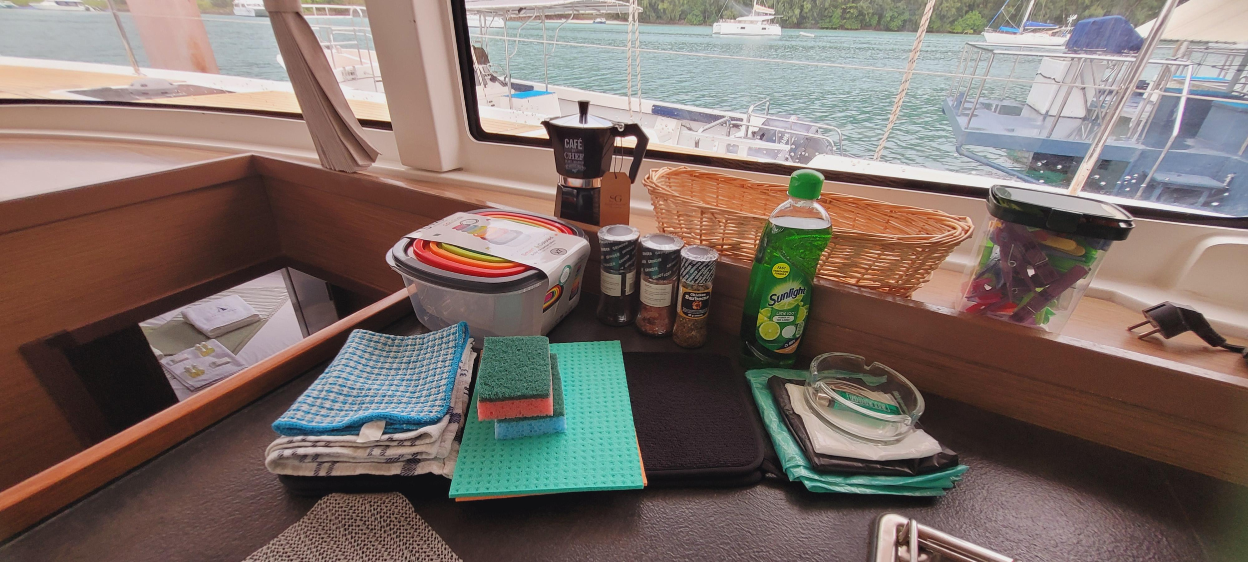 Photo #24 - Lagoon 42 (Best Q) in Mahe - 19331