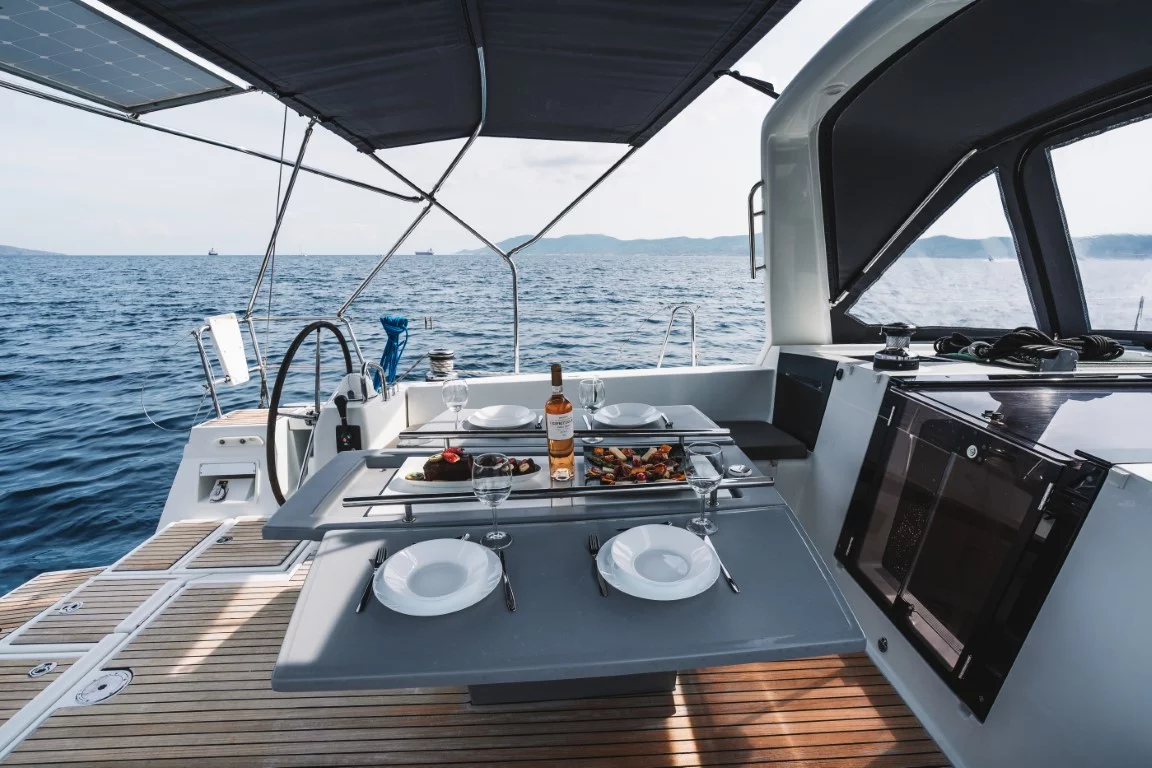 Oceanis 45 (Rafaella)  - 15